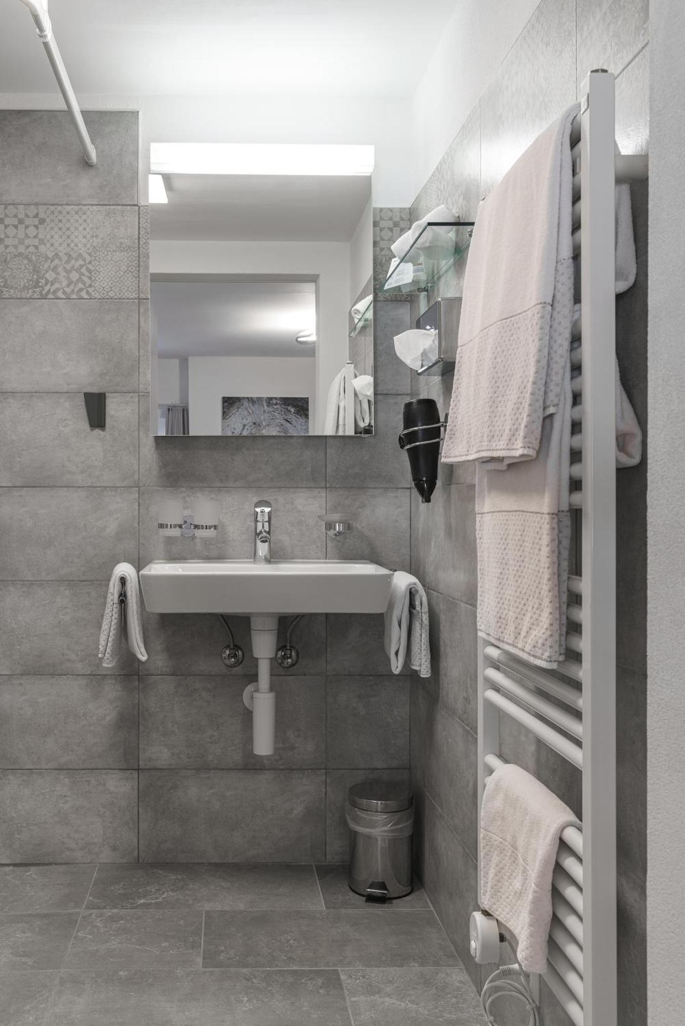 Ca' Del Borgo, Rooms & Suites Poschiavo Exteriör bild