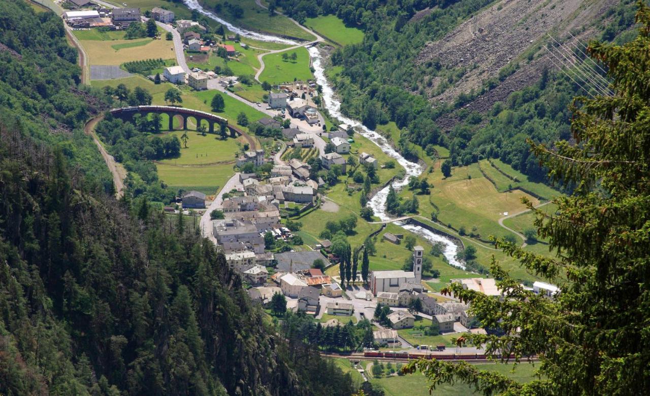Ca' Del Borgo, Rooms & Suites Poschiavo Exteriör bild